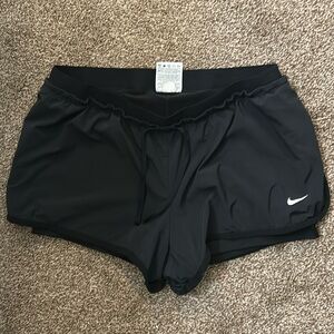 Large Nike dry fit shorts